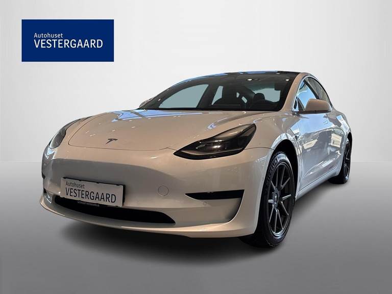 Tesla Model 3 Standard Range+ RWD
