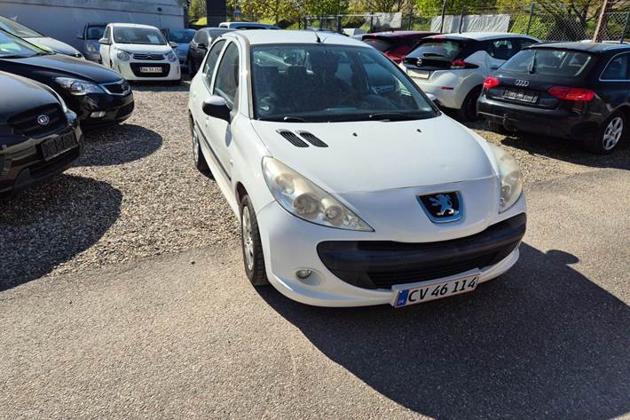 undefined Peugeot 206+ fra 2010 set udefra