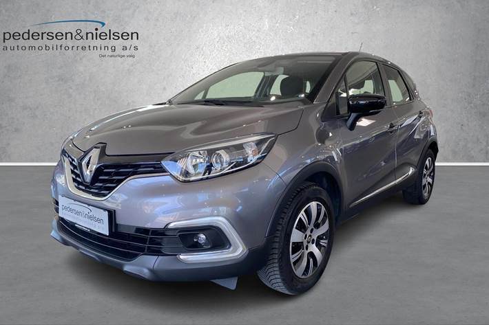 Grå Renault Captur fra 2019