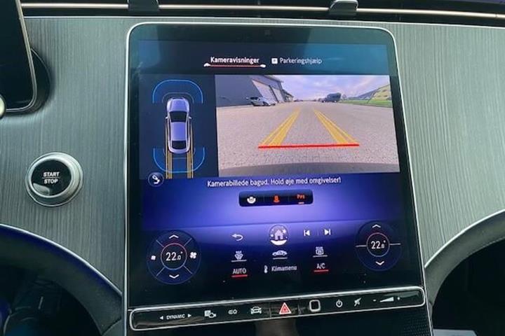 Grå Mercedes EQE 350 fra 2023