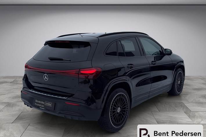 Sort Mercedes EQA 250+ fra 2024