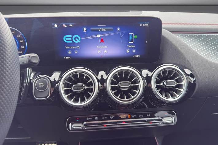 Sort Mercedes EQA 250+ fra 2024