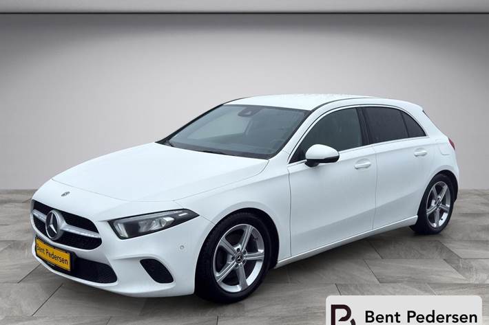 Hvid Mercedes A200 d fra 2020