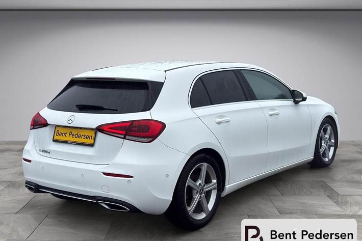 Hvid Mercedes A200 d fra 2020