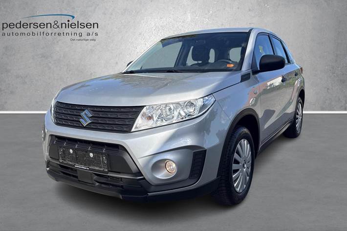 Sølv Suzuki Vitara fra 2020