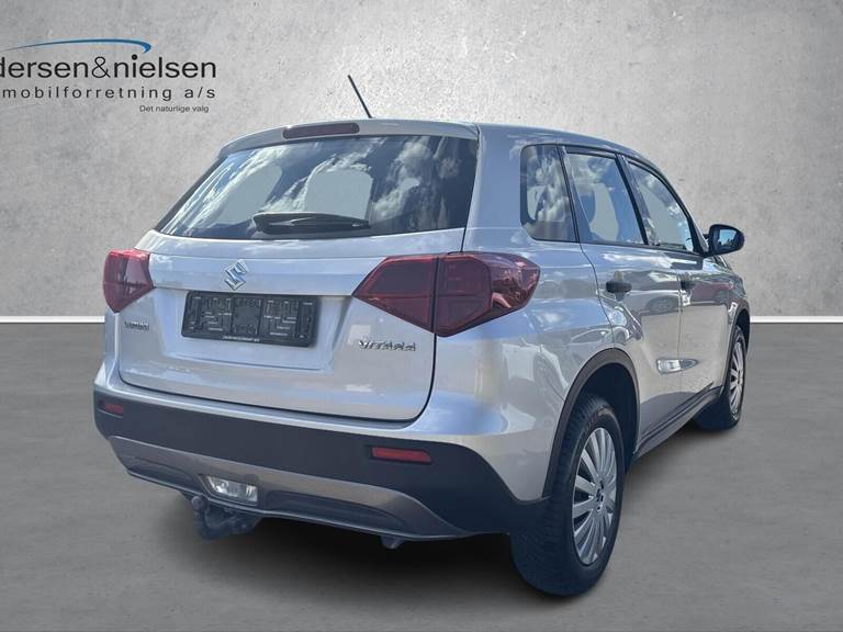 Suzuki Vitara 1,0 Boosterjet Club 112HK 5d