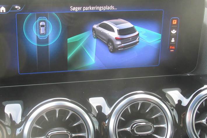Hvid Mercedes EQA 250+ fra 2024