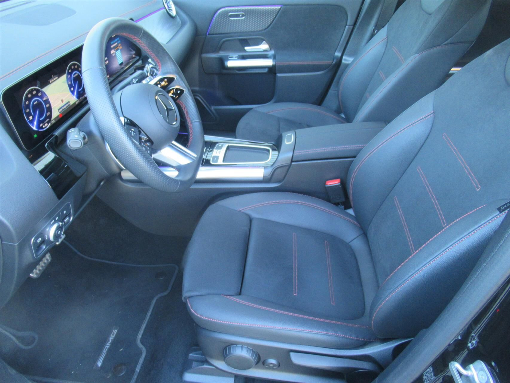 Sort Mercedes EQA 250+ fra 2024