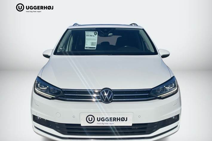 Hvid VW Touran fra 2021