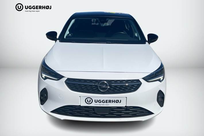 Hvid Opel Corsa fra 2021