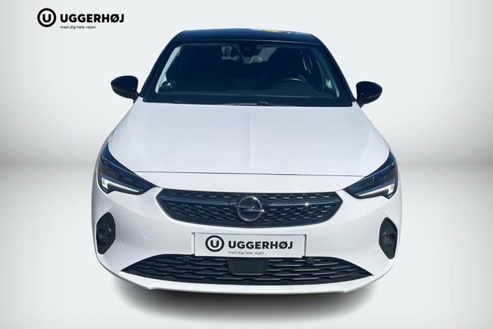 Hvid Opel Corsa fra 2021