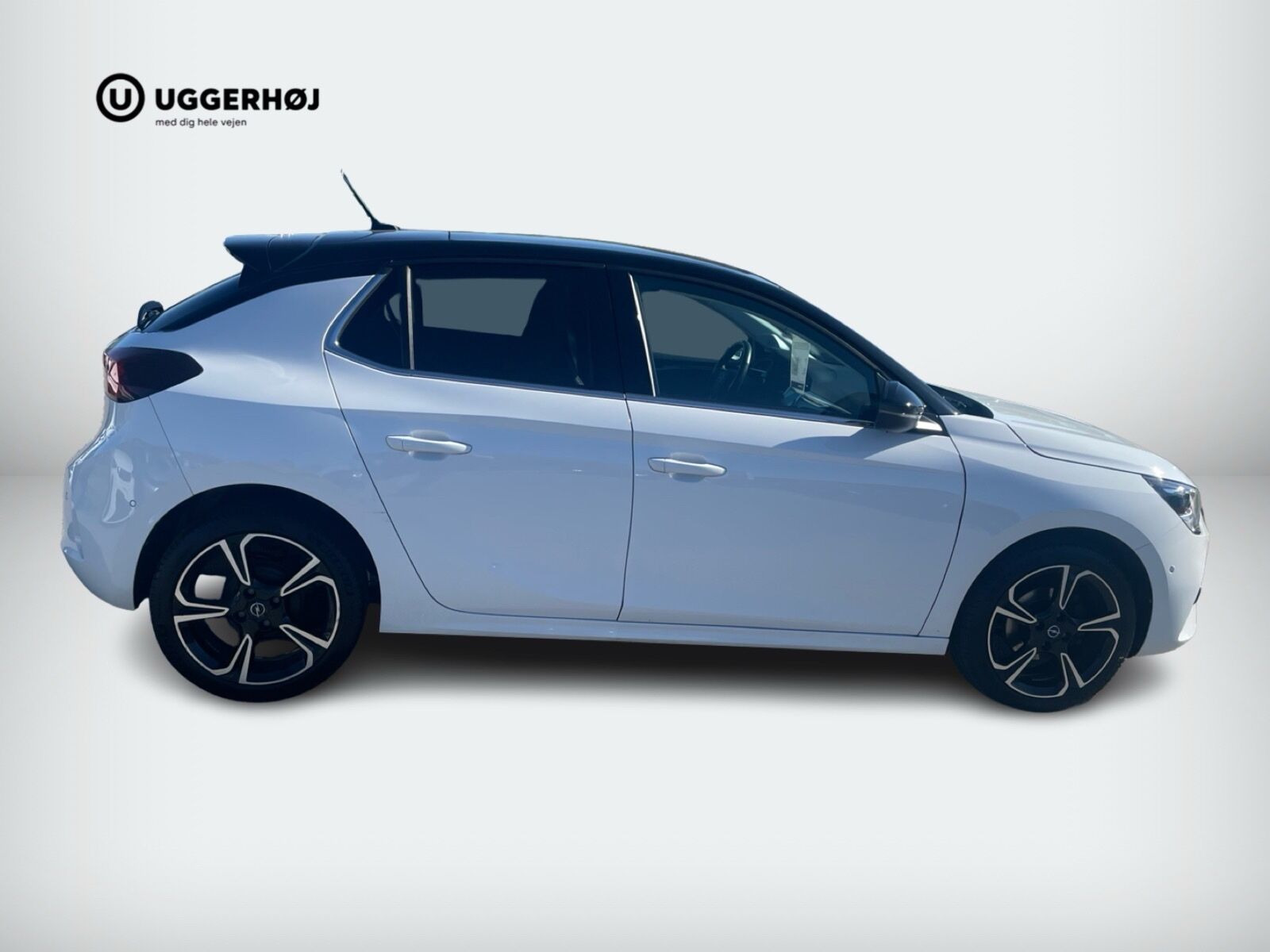 Hvid Opel Corsa fra 2020