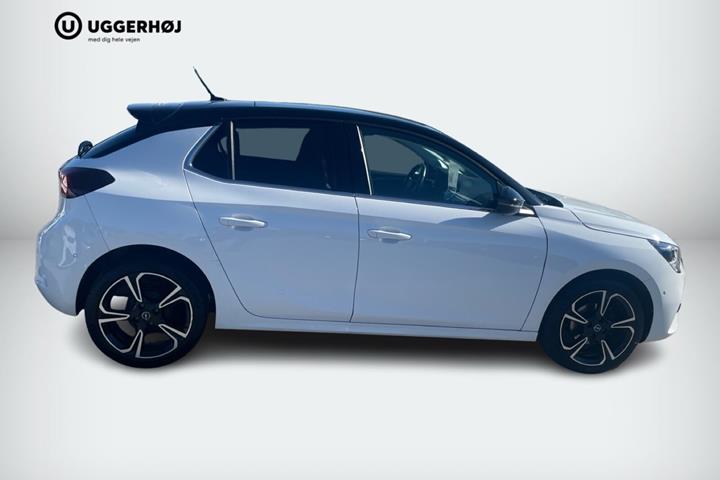 Hvid Opel Corsa fra 2020