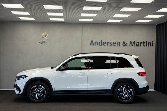 Hvid Mercedes EQB 250 fra 2023