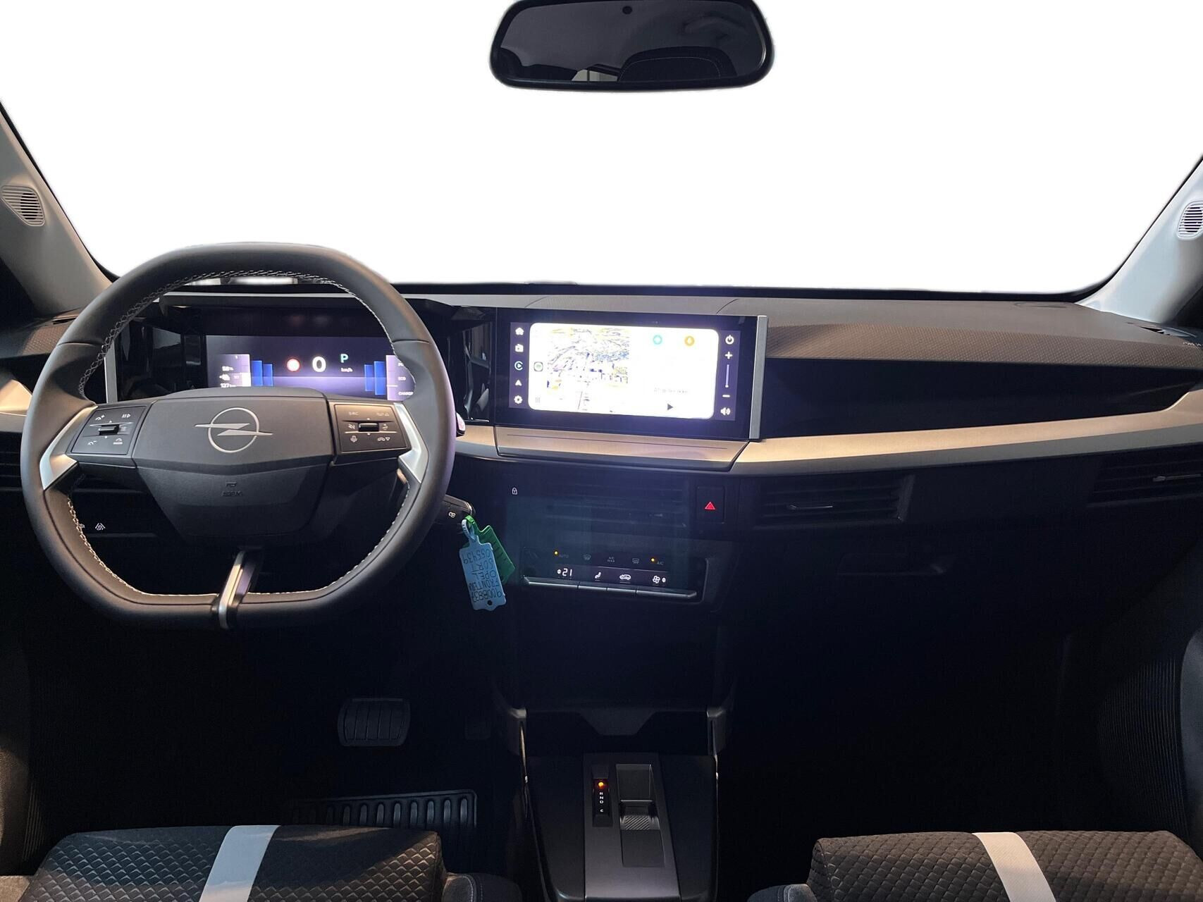 Sort Opel Frontera fra 2025