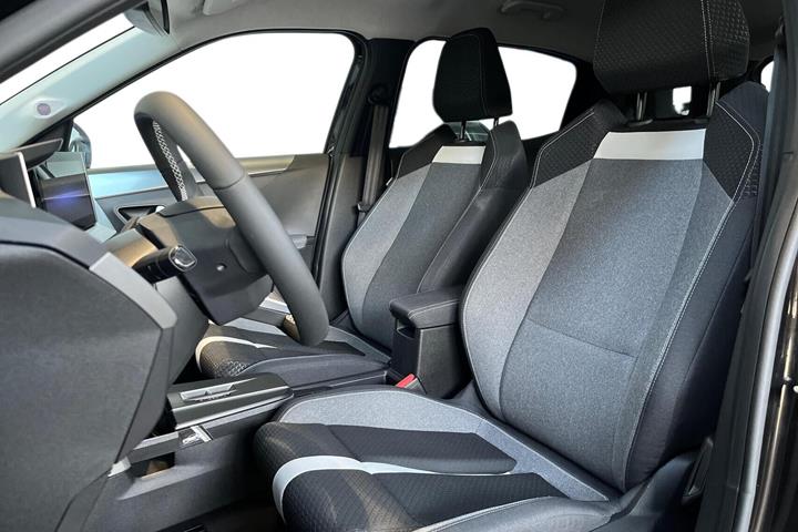 Sort Opel Frontera fra 2025