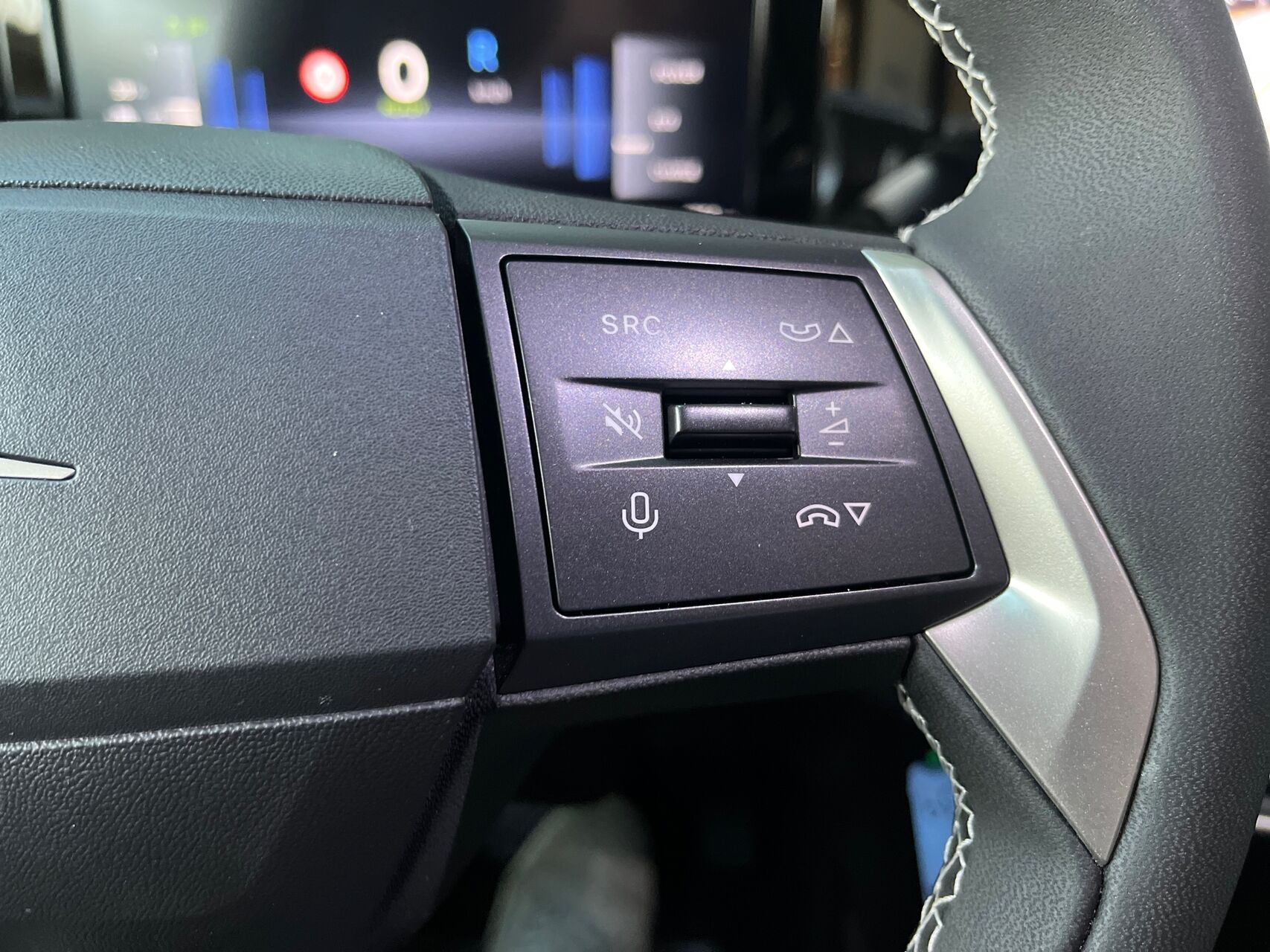Sort Opel Frontera fra 2025