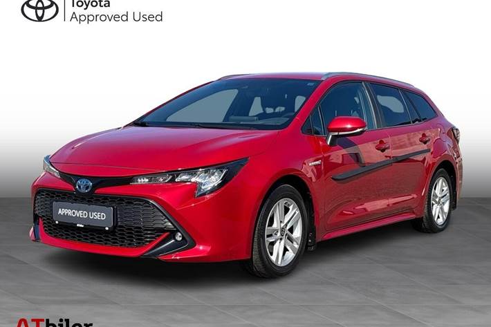 Rød Toyota Corolla fra 2020