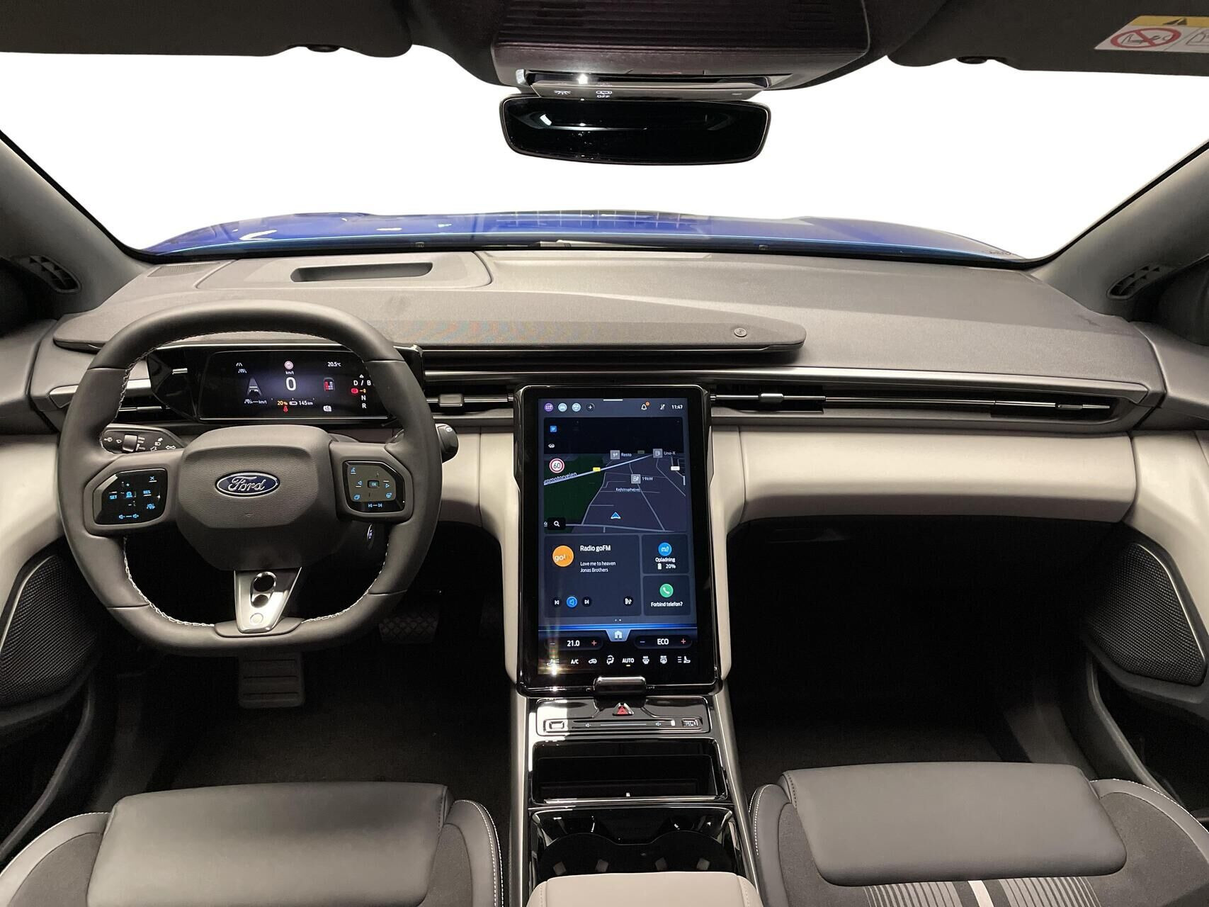 Blå Ford Capri fra 2025