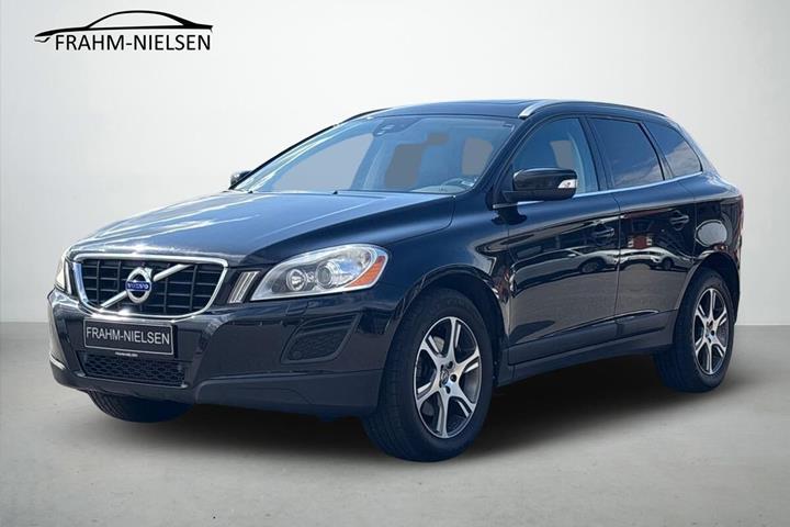 Sort Volvo XC60 fra 2011 set udefra