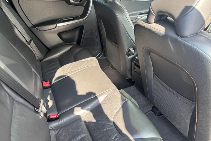 Sort Volvo XC60 fra 2011