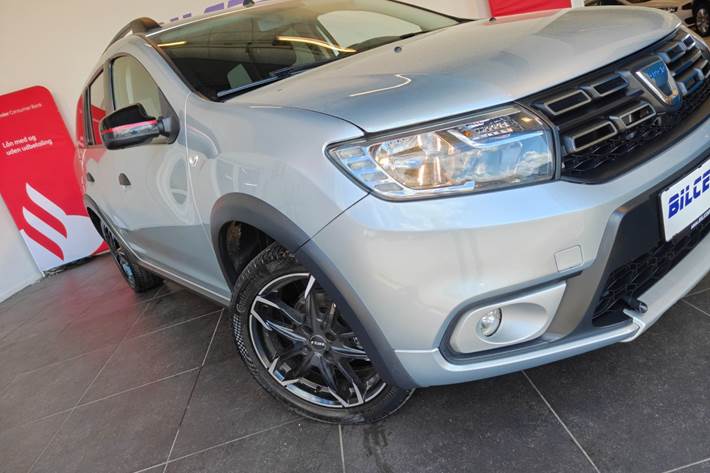 Sølv Dacia Logan fra 2019
