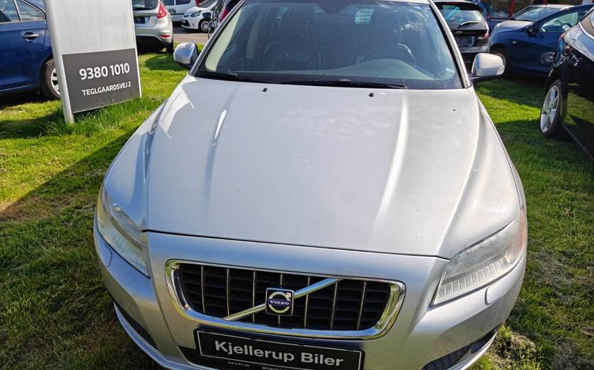 Volvo V70 2,0 Momentum