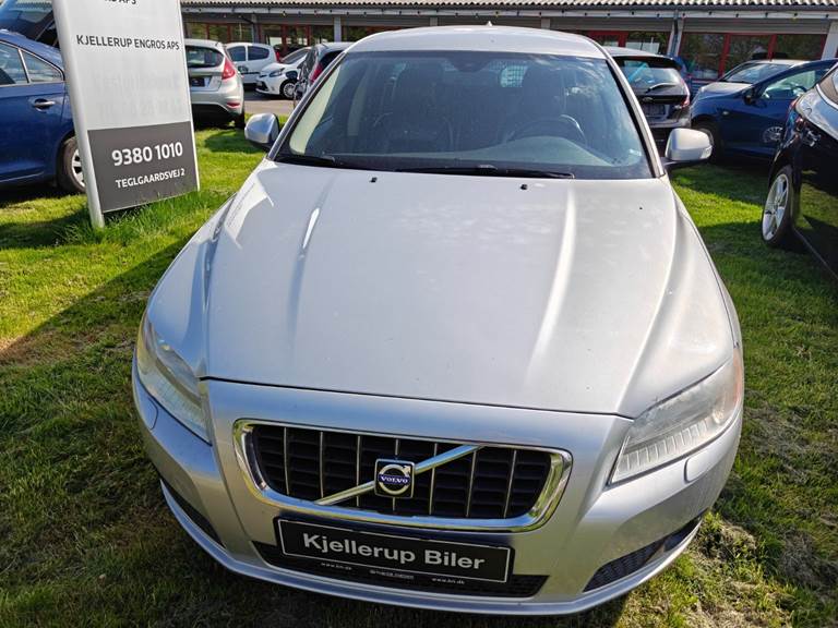 Volvo V70 2,0 Momentum