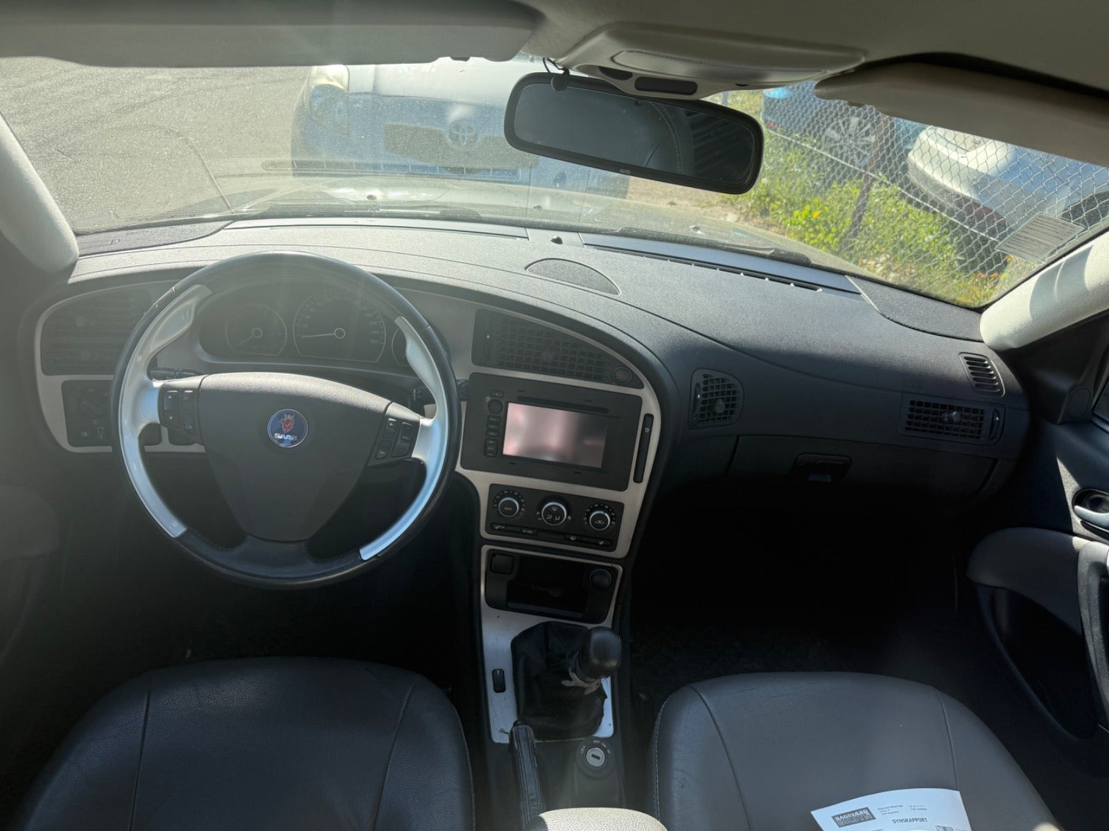 Sort Saab 9-5 fra 2005