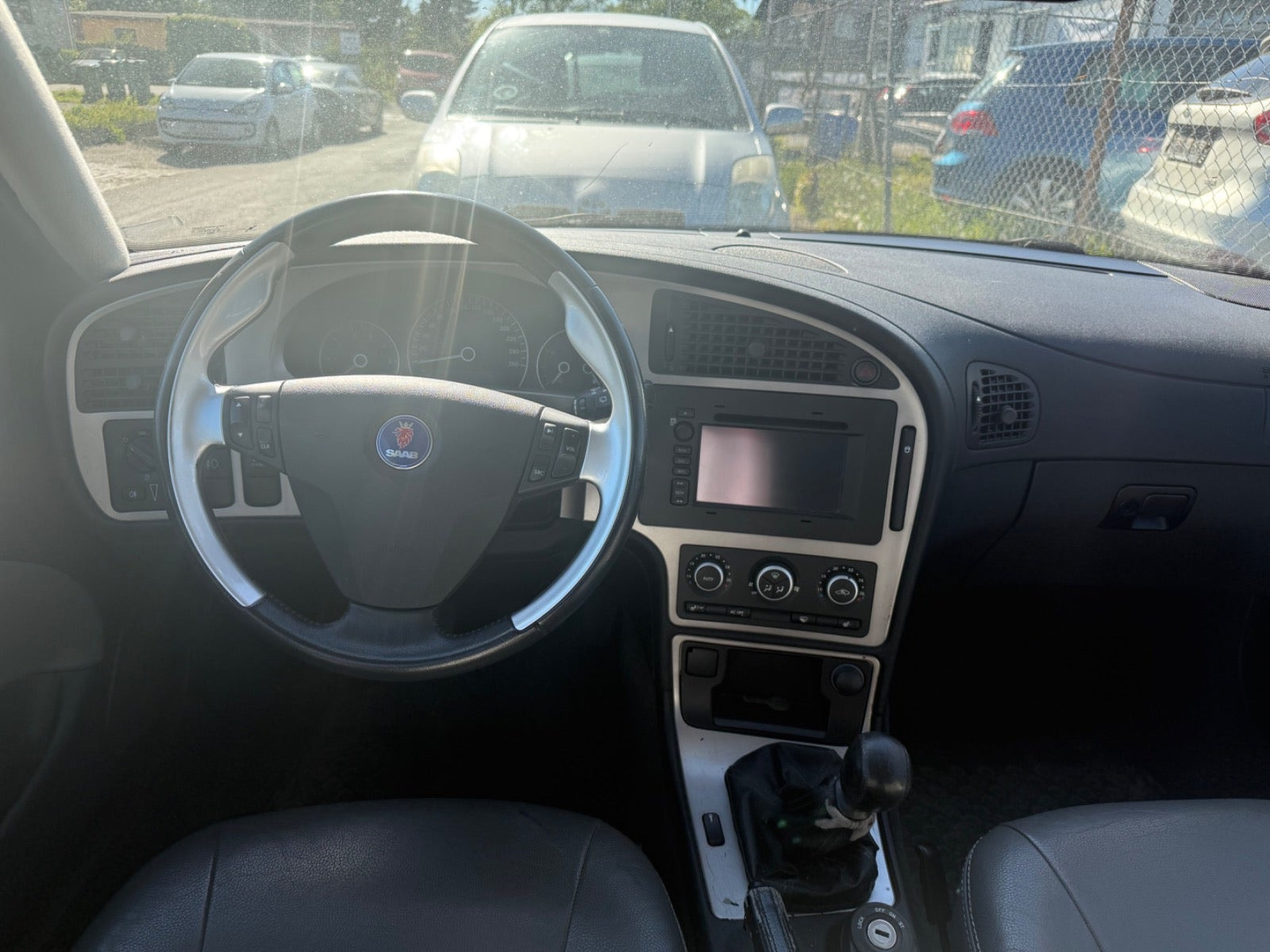 Sort Saab 9-5 fra 2005