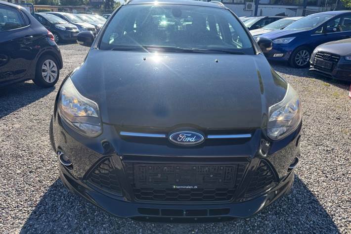Sort Ford Focus fra 2013