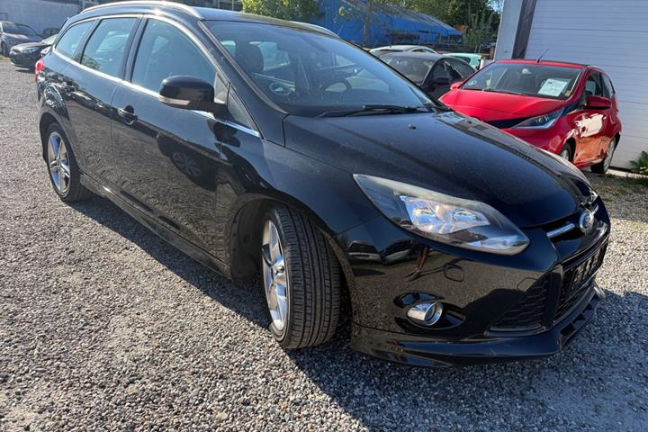 Sort Ford Focus fra 2013