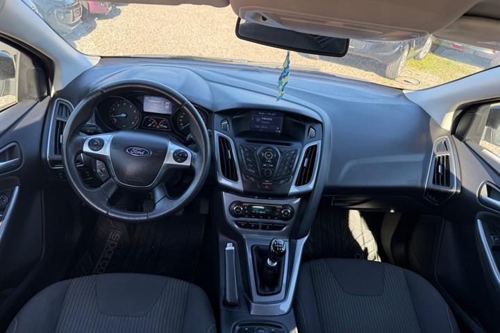 Sort Ford Focus fra 2013