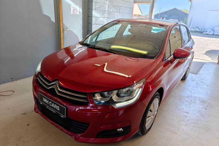 Gul Citroën C4 fra 2015