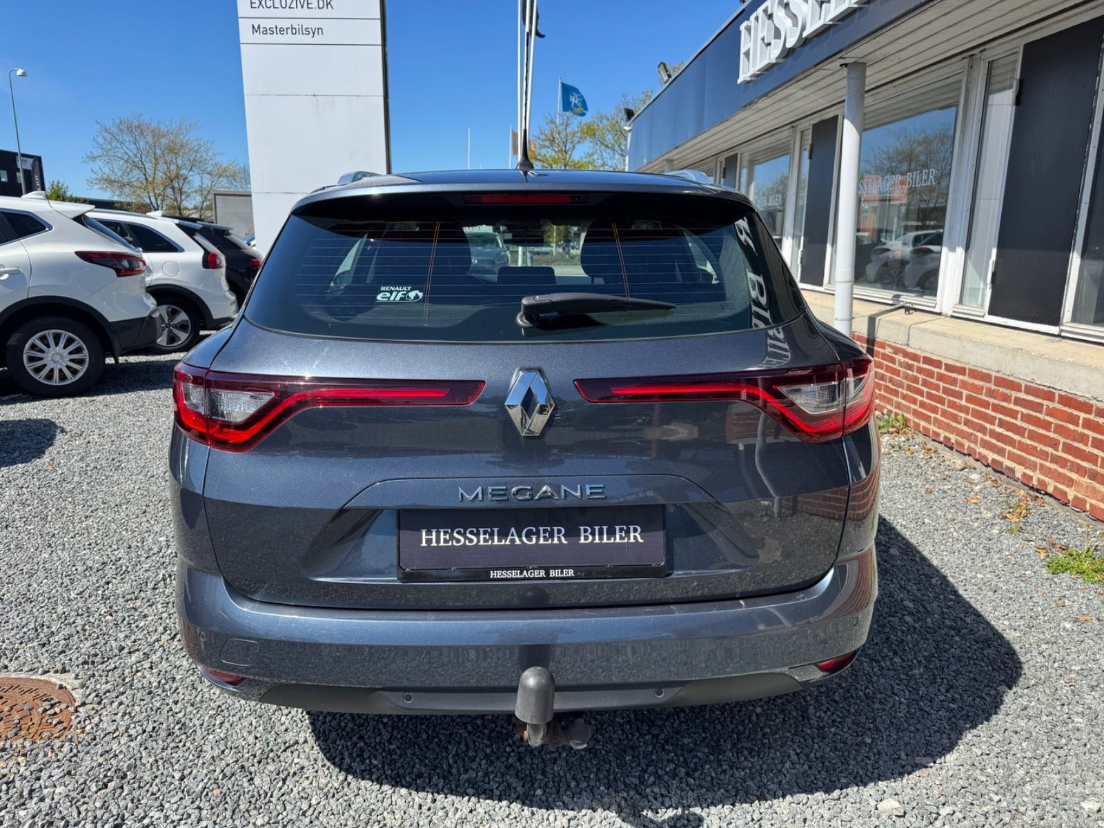 Grå Renault Megane IV fra 2017