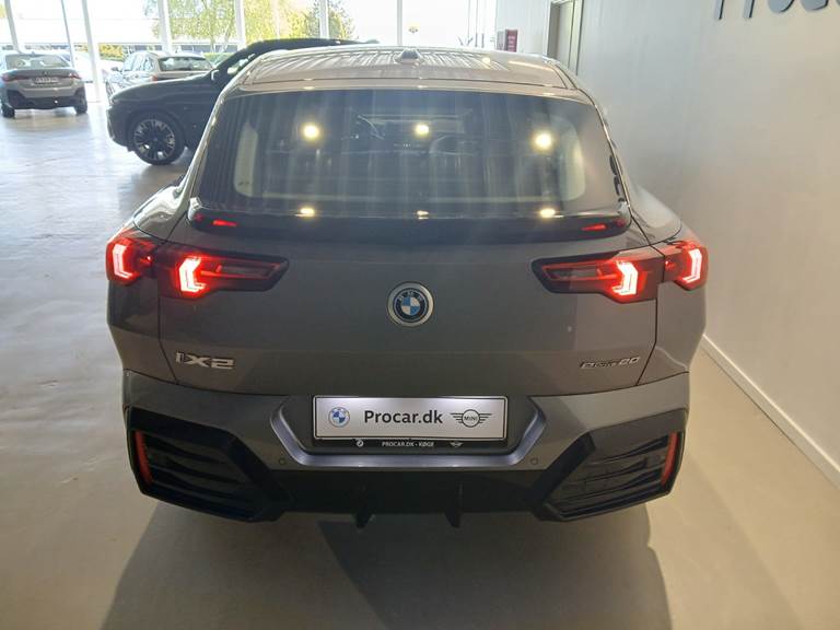 BMW iX2 eDrive20 M-Sport