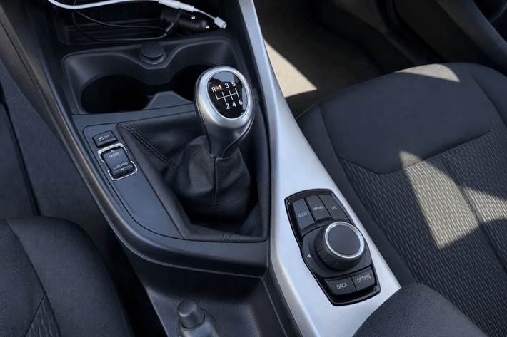 Hvid BMW 116i fra 2015