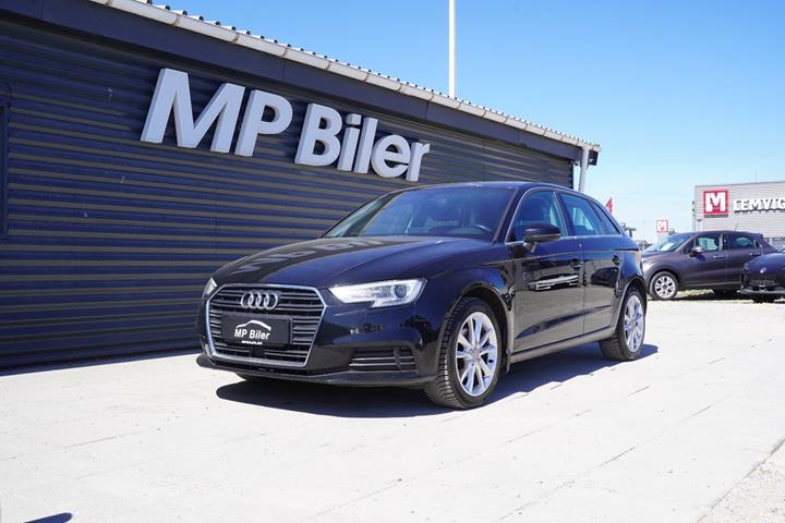 Sort Audi A3 fra 2016 set udefra