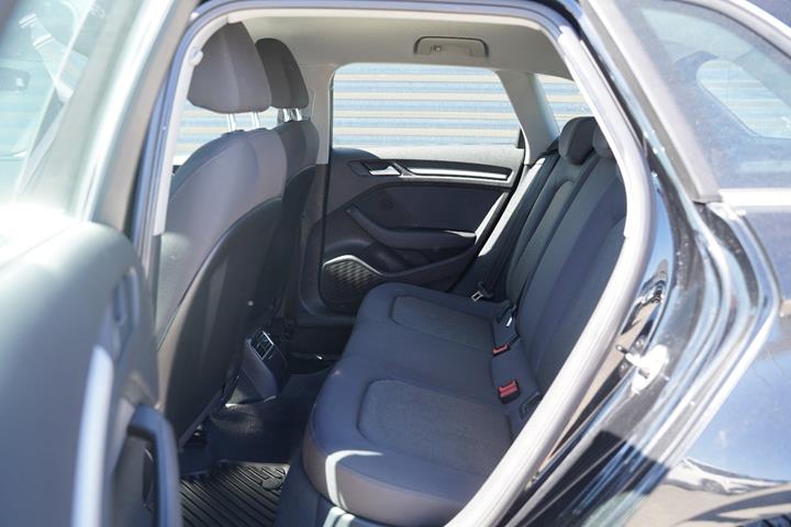 Sort Audi A3 fra 2016