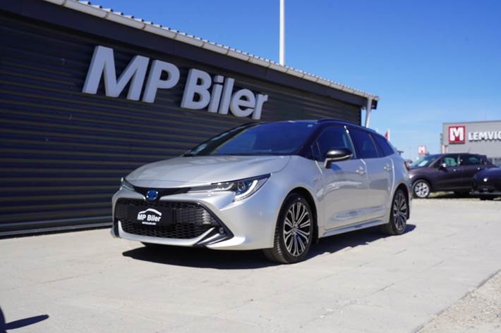 Sølv Toyota Corolla fra 2019