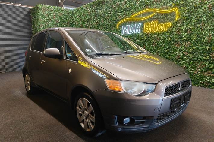 undefined Mitsubishi Colt fra 2011