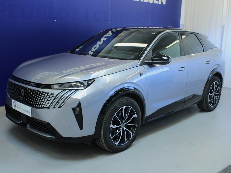 Peugeot e-3008 77 GT Pack