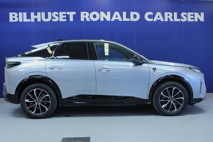 Sølv Peugeot e-3008 fra 2025