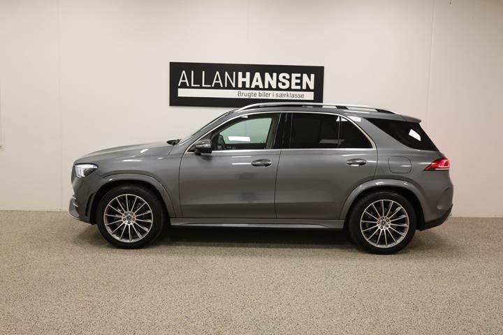 Grå Mercedes GLE350 de fra 2023