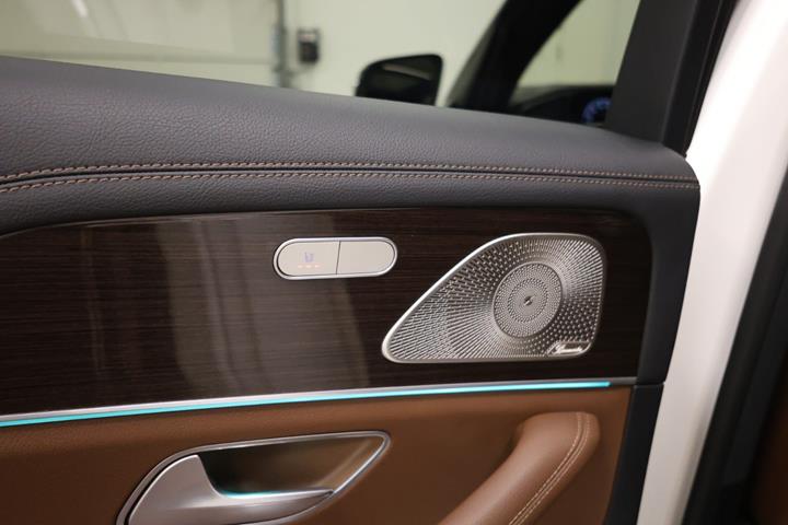 Hvid Mercedes GLE350 de fra 2024