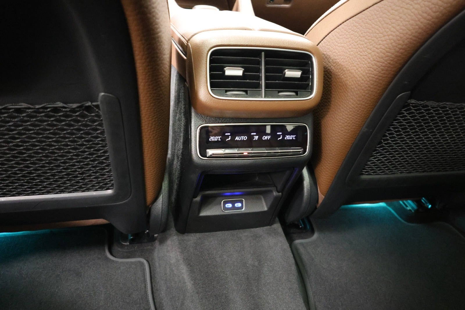 Hvid Mercedes GLE350 de fra 2024