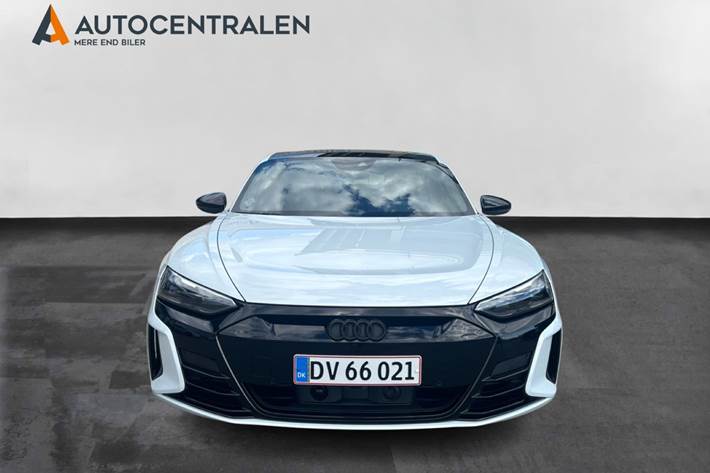 Grå Audi e-tron GT fra 2022