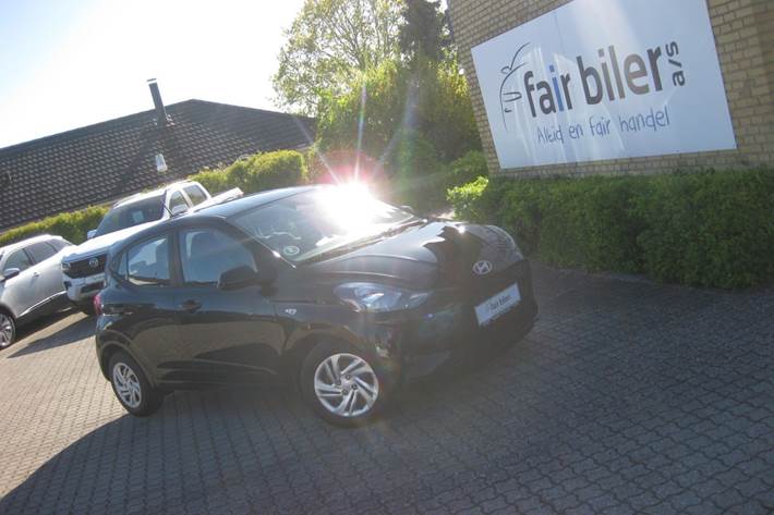 Sort Hyundai i10 fra 2024