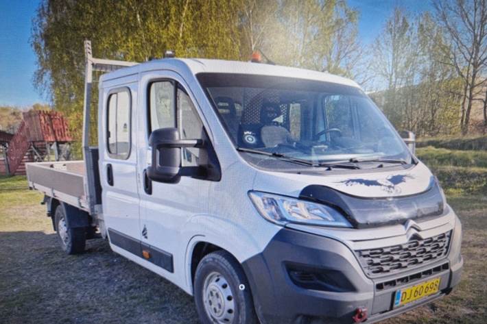undefined Citroën Jumper 35 fra 2022 set udefra