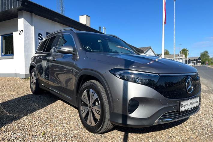 Grå Mercedes EQB 250+ fra 2025